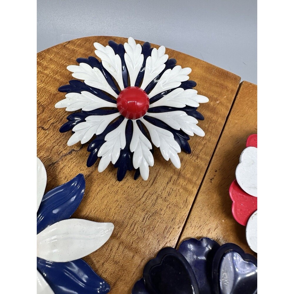Red White & Blue Enamel Flower Pins Vintage Lot - Picture 5 of 16